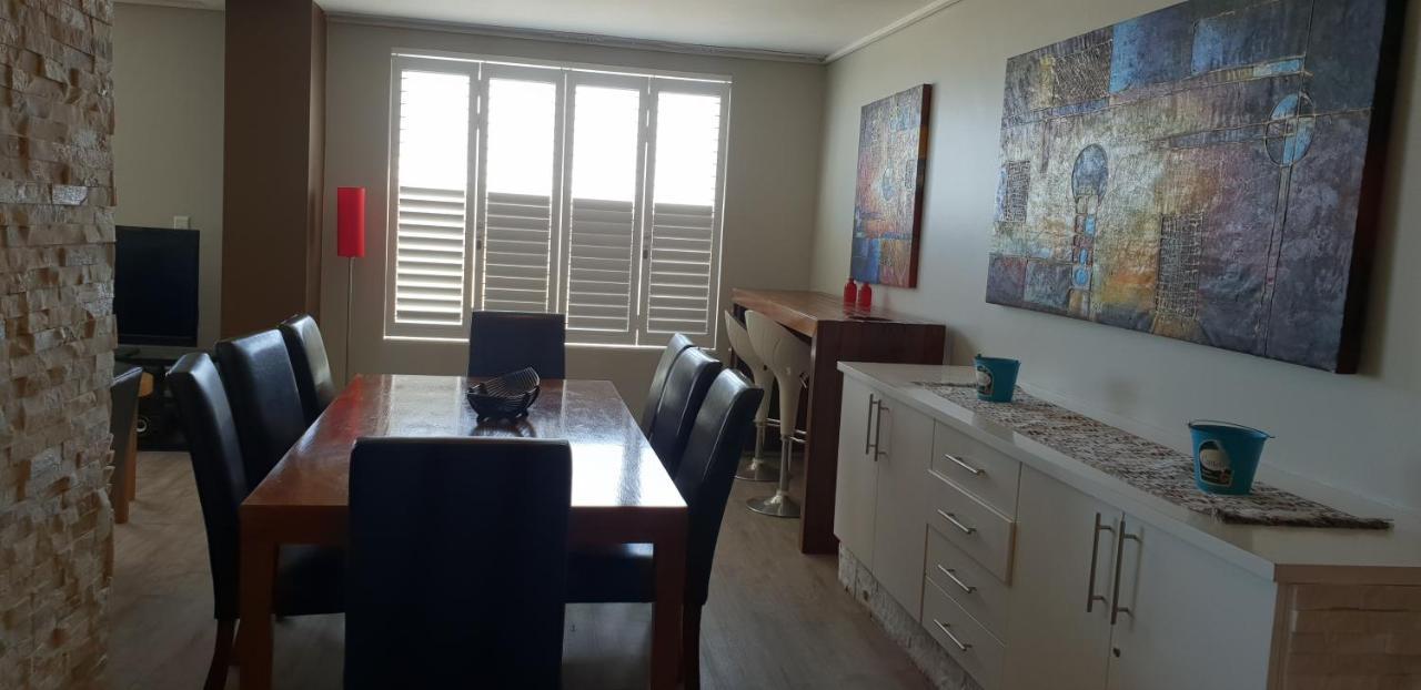 Lagoon Beach Hotel Apartments Cape Town Exterior foto