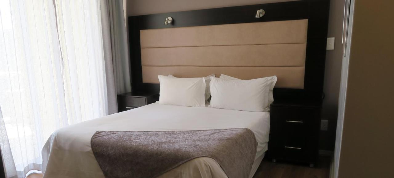Lagoon Beach Hotel Apartments Cape Town Exterior foto